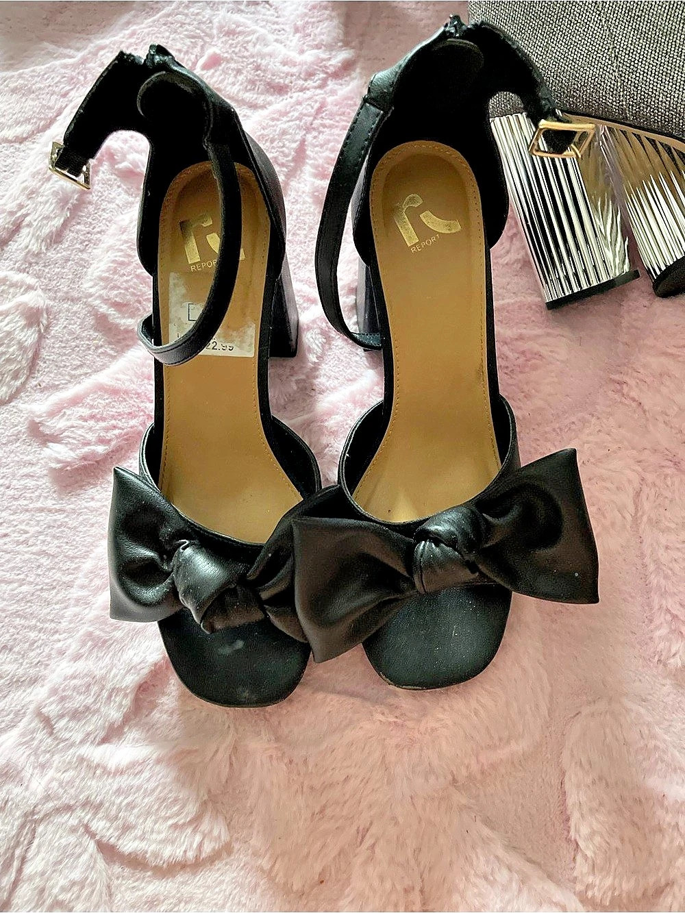 Report Black Bow Platform Heels